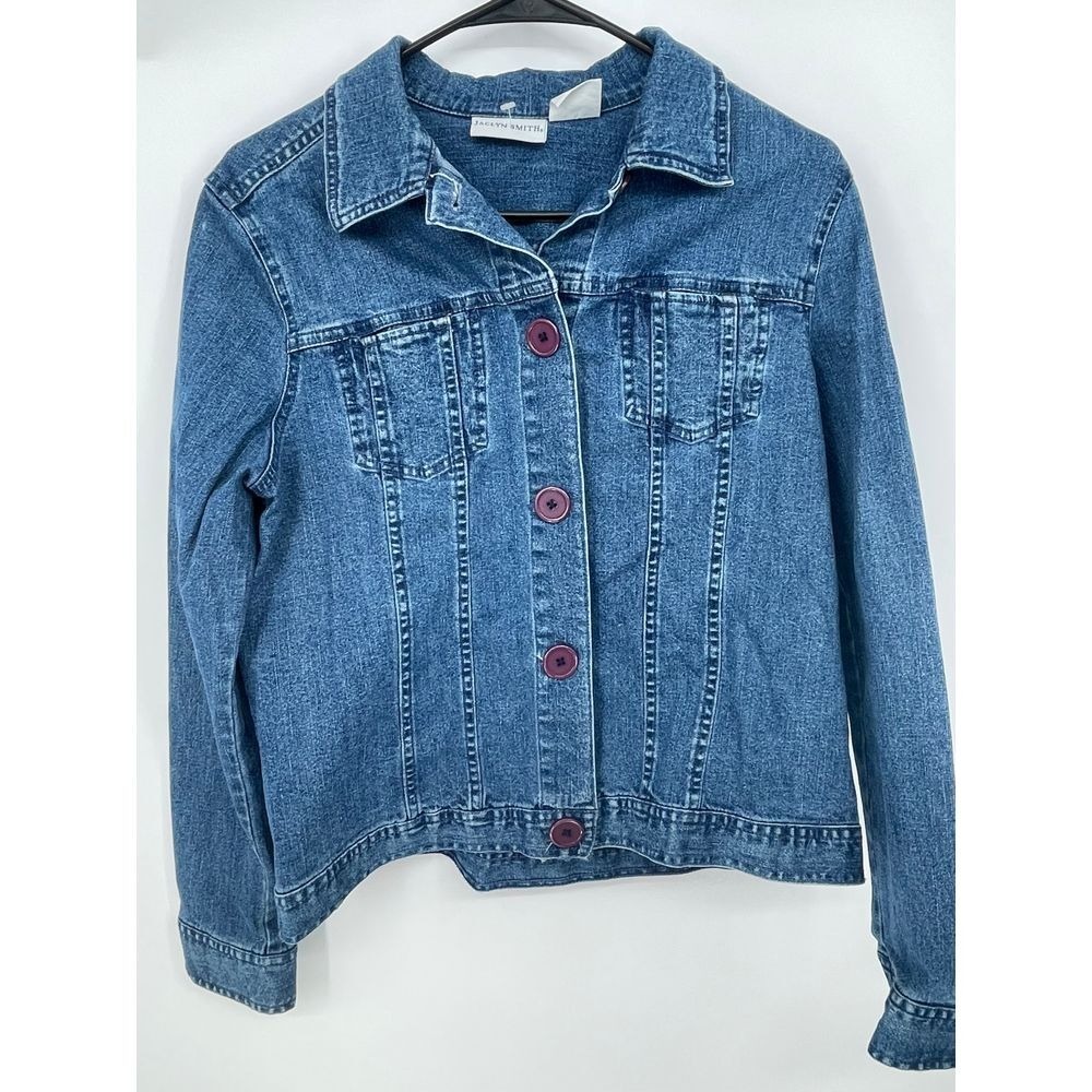 Jaclyn smith size M Stylish Denim Jacket with Red Buttons
